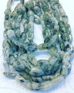 İĞNECİKLİ KUVARS TAŞI